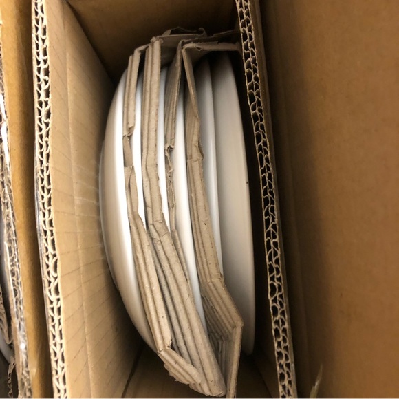 New set of 6 Royal Norfolk  8” Appetizer Salad Plates White/Contemporary - Picture 3 of 10